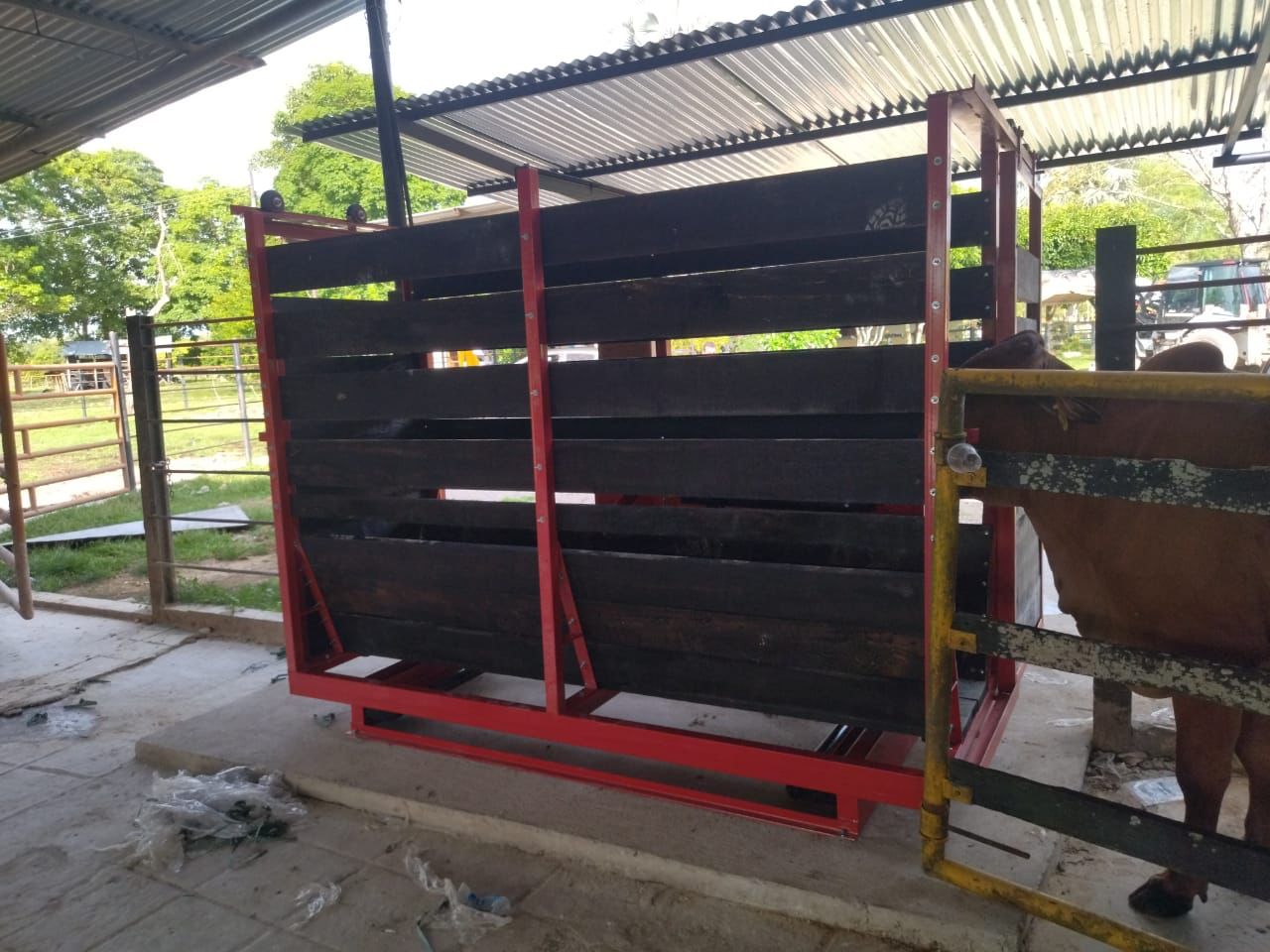 Modular metal scale